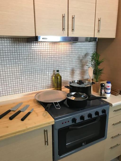 Апартаменты 5 Min From Papageorgiou Free Indoor Parking Салоники Экстерьер фото